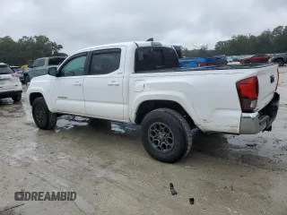 2018 Toyota Tacoma SR5 with VIN 5TFAZ5CN8JX071079, listed as a Copart auction lot 46641965 with 199,004 mi miles and Clean Title. Bid and sale history available at DreamBid. Image 2.
