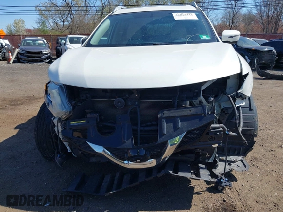 2016 Nissan Rogue SL with VIN 5N1AT2MV0GC755778, listed as a IAAI auction lot 42042335 with 201,371 mi miles and . Bid and sale history available at DreamBid. Image 17.