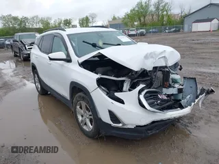 2020 GMC Terrain SLE z VIN 3GKALMEV8LL178936, wystawiony jako IAAI lot #42209716 z przebiegiem 87 944 mil mil oraz . Historia ofert i sprzedaży dostępna na DreamBid. Obrazek 1.