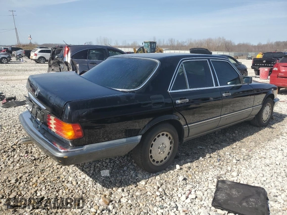 1990 Mercedes-Benz 300 with VIN WDBCA24D3LA509032, listed as a Copart auction lot 48485195 with 110,868 mi miles and Clean Title. Bid and sale history available at DreamBid. Image 3.