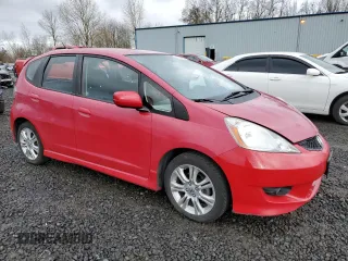 2009 Honda Fit Sport w/Navi with VIN JHMGE88689S063984, listed as a Copart auction lot 47864865 with 151,361 mi miles and Salvage Title. Bid and sale history available at carsss.com. Image 4.