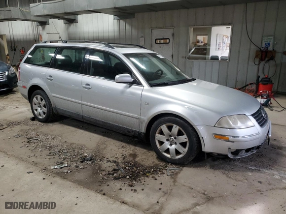 2003 Volkswagen Passat GLX with VIN WVWYH63B13E151741, listed as a Copart auction lot 46726265 with 156,923 mi miles and Clean Title. Bid and sale history available at carsss.com. Image 4.