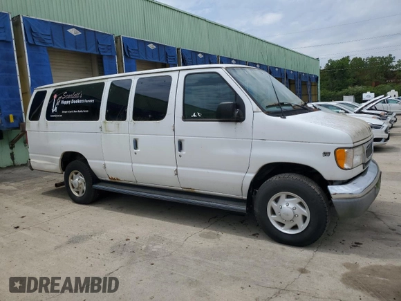 2001 Ford Econoline Passenger XL with VIN 1FBSS31L31HA96582, listed as a Copart auction lot 56147165 with 138,381 mi miles and Clean title. Bid and sale history available at DreamBid. Image 4.