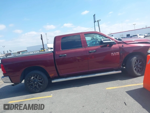 2016 Ram 1500 Tradesman z VIN 1C6RR6KM5GS216044, wystawiony jako IAAI lot #42149524 z przebiegiem 93 723 mil mil oraz . Historia ofert i sprzedaży dostępna na DreamBid. Obrazek 13.