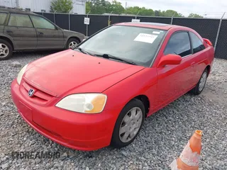 2002 Honda Civic EX with VIN 1HGEM22982L074898, listed as a IAAI auction lot 42034351 with 220,208 mi miles. Bid and sale history available at carsss.com. Image 2.