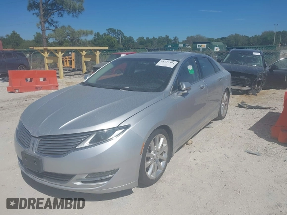 2014 Lincoln MKZ with VIN 3LN6L2J96ER817180, listed as a IAAI auction lot 41747304 with 97,355 mi miles. Bid and sale history available at carsss.com. Image 2.