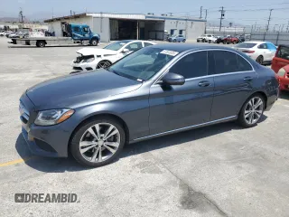2016 Mercedes-Benz C 300 z VIN 55SWF4JB2GU140545, wystawiony jako Copart lot #57523035 z przebiegiem 78 262 mil mil oraz Szkoda całkowita • Salvage title. Historia ofert i sprzedaży dostępna na DreamBid. Obrazek 1.