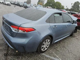 2022 Toyota Corolla LE with VIN 5YFEPMAE4NP317621, listed as a Copart auction lot 48044135 with Not Provided miles and Clean Title. Bid and sale history available at carsss.com. Image 3.