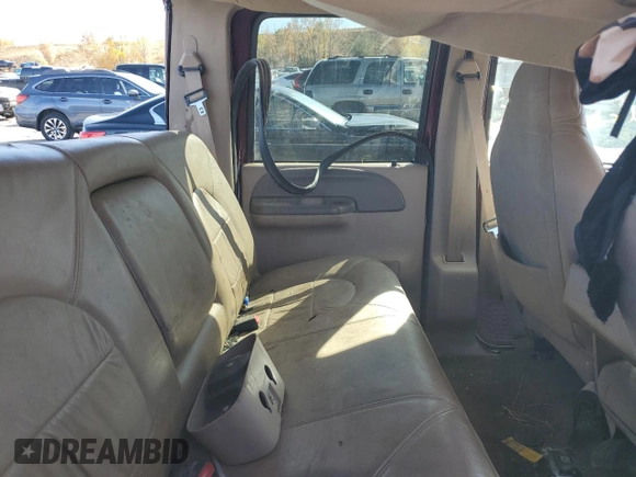 1999 Ford Super Duty F-250 XL with VIN 1FTNW21F7XEE89478, listed as a Copart auction lot 78306244 with 106,844 mi miles and Non Repairable. Bid and sale history available at carsss.com. Image 10.