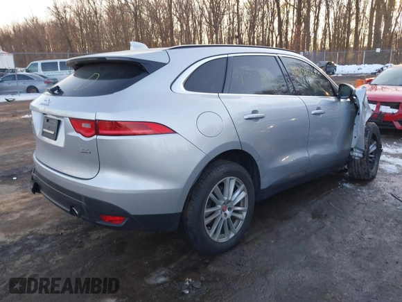 2017 Jaguar F-Pace 35t Prestige with VIN SADCK2BV5HA886774, listed as a IAAI auction lot 41331006 with 78,720 mi miles and . Bid and sale history available at DreamBid. Image 4.