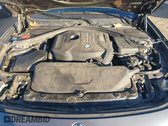 2018 BMW 3 Series 330i xDrive with VIN WBA8Z9C52JG828478, listed as a IAAI auction lot 41326732 with 86,463 mi miles. Bid and sale history available at carsss.com. Image 10.