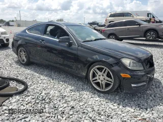 2013 Mercedes-Benz C 250 with VIN WDDGJ4HB7DG039616, listed as a Copart auction lot 55070365 with Not Provided miles and Salvage Title. Bid and sale history available at DreamBid. Image 4.