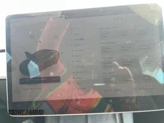 2023 Tesla Model 3 z VIN 5YJ3E1EA0PF407768, wystawiony jako Copart lot #45232555 z przebiegiem 8903 mil mil oraz Nie do naprawy. Historia ofert i sprzedaży dostępna na DreamBid. Obrazek 9.