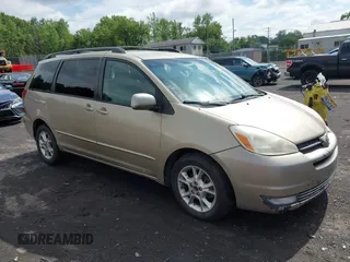 2004 Toyota Sienna XLE with VIN 5TDZA22C64S165299, listed as a IAAI auction lot 42704297 with 272,303 mi miles and . Bid and sale history available at DreamBid. Image 1.
