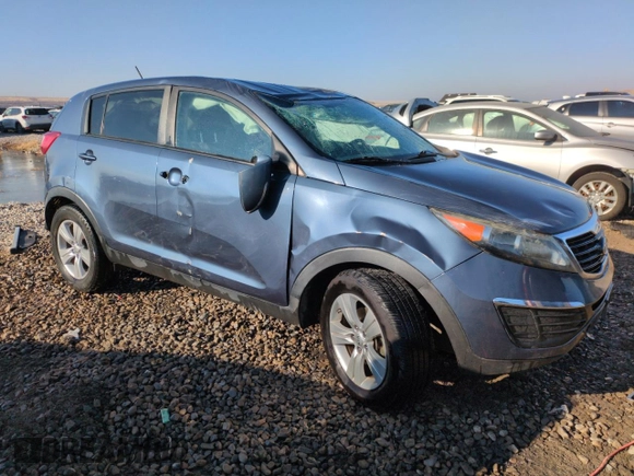 2012 Kia Sportage LX with VIN KNDPB3A22C7328493, listed as a Copart auction lot 88699325 with 123,994 mi miles and Salvage Title. Bid and sale history available at carsss.com. Image 4.