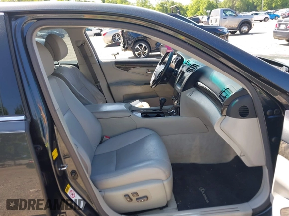 2008 Lexus LS 460 with VIN JTHBL46F885083337, listed as a IAAI auction lot 42409781 with 162,018 mi miles and . Bid and sale history available at DreamBid. Image 5.