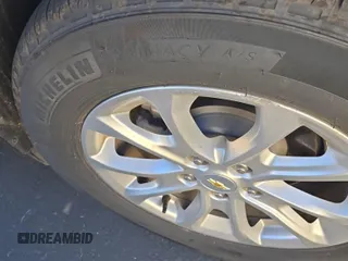 2020 Chevrolet Equinox LT z VIN 2GNAXJEV6L6239808, wystawiony jako IAAI lot #42396785 z przebiegiem 34 395 mil mil oraz . Historia ofert i sprzedaży dostępna na DreamBid. Obrazek 1.