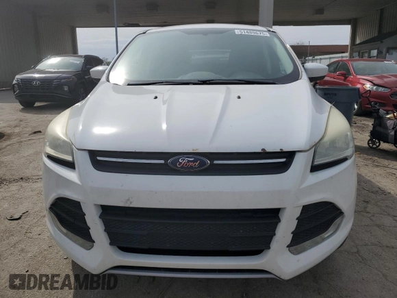 2013 Ford Escape SE with VIN 1FMCU0GX2DUC38334, listed as a Copart auction lot 51489675 with 171,204 mi miles and Salvage Title. Bid and sale history available at carsss.com. Image 4.