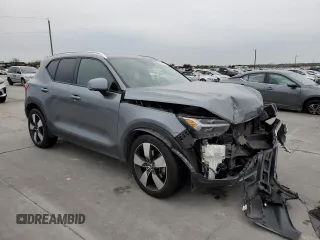 2019 Volvo XC40 Momentum z VIN YV4162UK3K2150716, wystawiony jako Copart lot #68485392 z przebiegiem 44 253 mil mil oraz . Historia ofert i sprzedaży dostępna na DreamBid. Obrazek 4.