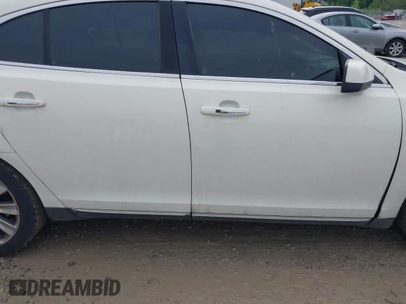 2013 Lincoln MKS EcoBoost with VIN 1LNHL9FT4DG604661, listed as a IAAI auction lot 42211781 with 134,902 mi miles and . Bid and sale history available at DreamBid. Image 13.