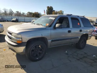 2001 Chevrolet Tahoe LT with VIN 1GNEK13T11J250698, listed as a Copart auction lot 42251135 with 234,869 mi miles and Salvage Title. Bid and sale history available at carsss.com. Image 1.