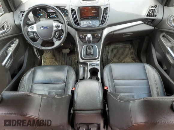 2013 Ford Escape SE z VIN 1FMCU9GX4DUD59578, wystawiony jako Copart lot #60839165 z przebiegiem 237 472 mil mil oraz Czysty tytuł • Clean title. Historia ofert i sprzedaży dostępna na DreamBid. Obrazek 8.