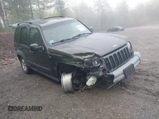 2006 Jeep Liberty Sport z VIN 1J4GL48K76W116038, wystawiony jako IAAI lot #42226038 z przebiegiem 86 741 mil mil oraz . Historia ofert i sprzedaży dostępna na DreamBid. Obrazek 1.
