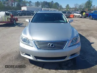 2010 Lexus LS 460 z VIN JTHCL5EFXA5006440, wystawiony jako IAAI lot #41988811 z przebiegiem 162 599 mil mil oraz . Historia ofert i sprzedaży dostępna na DreamBid. Obrazek 13.