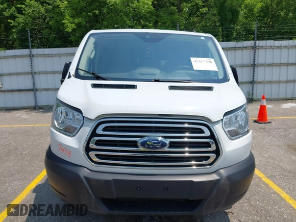 2019 Ford Transit Passenger XL z VIN 1FBZX2YM4KKB64966, wystawiony jako IAAI lot #42417498 z przebiegiem 157 311 mil mil oraz . Historia ofert i sprzedaży dostępna na DreamBid. Obrazek 12.