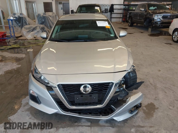2019 Nissan Altima S z VIN 1N4BL4BV4KC170921, wystawiony jako IAAI lot #41232592 z przebiegiem 83 366 mil mil oraz . Historia ofert i sprzedaży dostępna na DreamBid. Obrazek 12.
