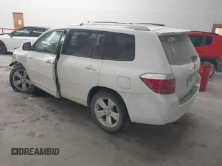 2010 Toyota Highlander Limited with VIN 5TDDK3EH6AS017928, listed as a IAAI auction lot 41614252 with 200,594 mi miles and . Bid and sale history available at DreamBid. Image 3.