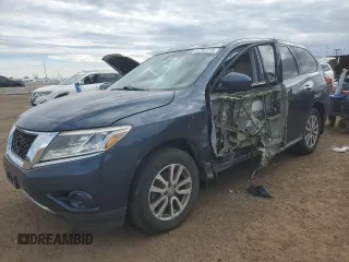 2014 Nissan Pathfinder S with VIN 5N1AR2MM1EC735798, listed as a Copart auction lot 57267215 with 124,115 mi miles and Salvage title. Bid and sale history available at DreamBid. Image 1.