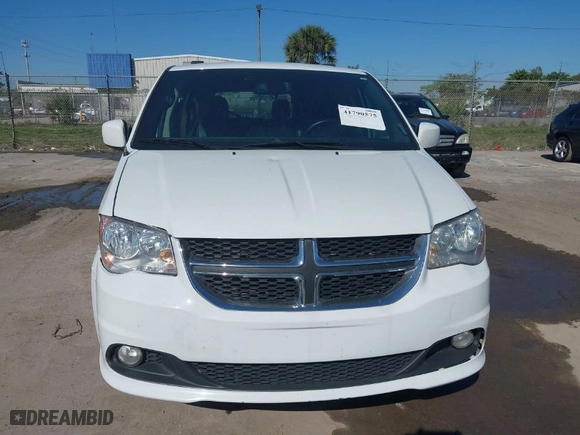 2019 Dodge Grand Caravan SXT with VIN 2C4RDGCG3KR631511, listed as a IAAI auction lot 41790575 with 215,338 mi miles. Bid and sale history available at carsss.com. Image 12.
