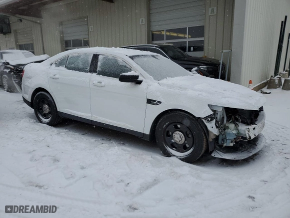 2017 Ford Police Interceptor Sedan with VIN 1FAHP2L83HG109220, listed as a Copart auction lot 88001695 with 83,964 mi miles and Salvage Title. Bid and sale history available at carsss.com. Image 4.