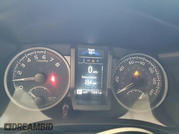 2023 Toyota Tacoma SR5 z VIN 3TMDZ5BNXPM165719, wystawiony jako Copart lot #58256035 z przebiegiem 13 681 mil mil oraz Szkoda całkowita • Salvage title. Historia ofert i sprzedaży dostępna na DreamBid. Obrazek 9.