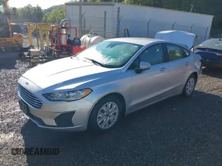 2019 Ford Fusion S with VIN 3FA6P0G70KR209661, listed as a IAAI auction lot 40319091 with 46,466 mi miles and . Bid and sale history available at DreamBid. Image 2.