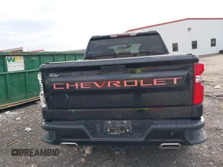 2021 Chevrolet Silverado 1500 LT Trail Boss with VIN 1GCPYFEDXMZ130455, listed as a IAAI auction lot 41140924 with 52,293 mi miles and . Bid and sale history available at DreamBid. Image 17.