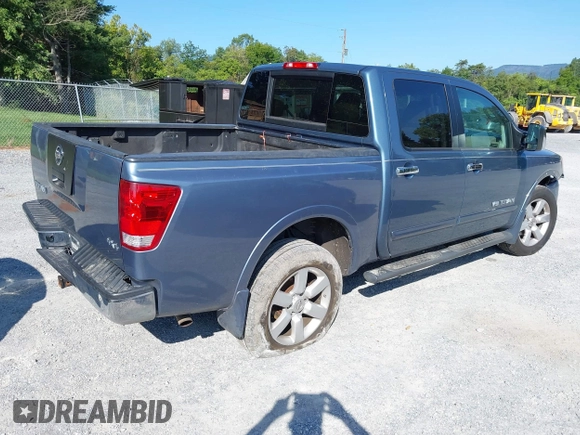 2011 Nissan Titan SL with VIN 1N6AA0EC7BN310833, listed as a IAAI auction lot 40140349 with 230,235 mi miles. Bid and sale history available at carsss.com. Image 4.