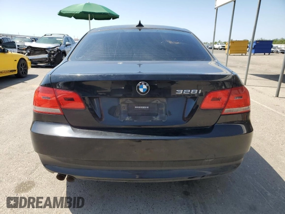 2007 BMW 3 Series 328i with VIN WBAWB33517PV73601, listed as a Copart auction lot 59367045 with 172,635 mi miles and Salvage title. Bid and sale history available at DreamBid. Image 6.