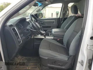 2014 Ram 1500 SLT z VIN 1C6RR7GM8ES388158, wystawiony jako Copart lot #59511765 z przebiegiem 172 755 mil mil oraz Czysty tytuł • Clean title. Historia ofert i sprzedaży dostępna na DreamBid. Obrazek 7.