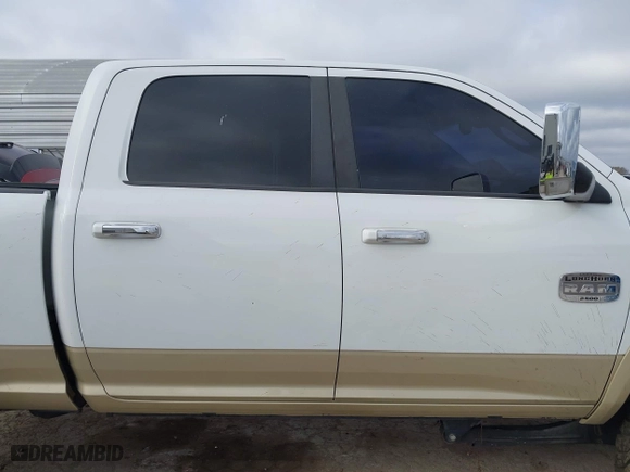 2014 Ram 2500 Longhorn with VIN 3C6UR5GLXEG244401, listed as a IAAI auction lot 41779709 with 180,760 mi miles. Bid and sale history available at carsss.com. Image 13.
