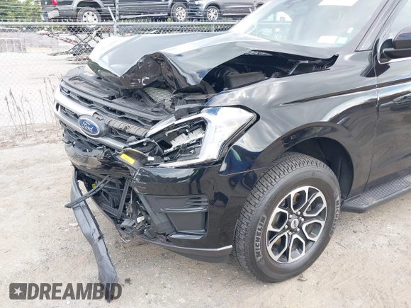 2024 Ford Expedition Max XLT with VIN 1FMJK1J86REA27207, listed as a IAAI auction lot 40331929 with 25,951 mi miles and . Bid and sale history available at DreamBid. Image 19.