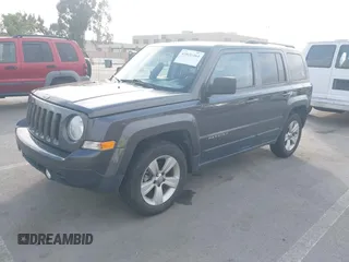 2016 Jeep Patriot Sport z VIN 1C4NJRBB5GD546480, wystawiony jako IAAI lot #42020464 z przebiegiem 206 638 mil mil oraz . Historia ofert i sprzedaży dostępna na DreamBid. Obrazek 2.