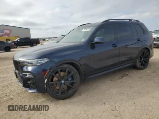 2022 BMW X7 M50i with VIN 5UXCX6C00N9L56814, listed as a Copart auction lot 46108725 with 35,216 mi miles and Salvage Title. Bid and sale history available at carsss.com. Image 1.