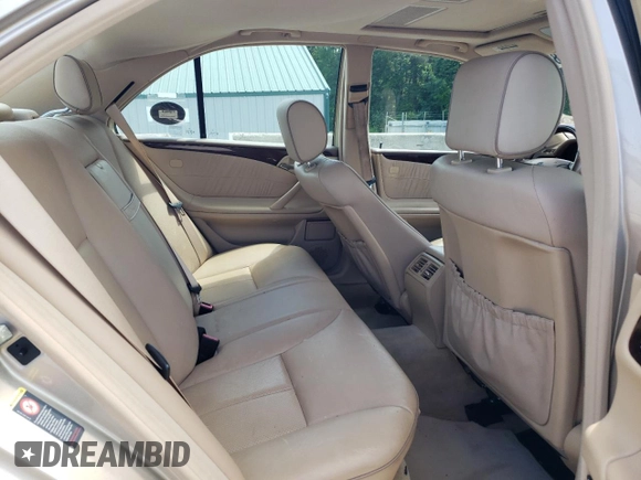 2001 Mercedes-Benz E 320 z VIN WDBJF65J71B372141, wystawiony jako Copart lot #61810695 z przebiegiem 211 131 mil mil oraz Czysty tytuł • Clean title. Historia ofert i sprzedaży dostępna na DreamBid. Obrazek 10.