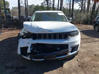 2021 Jeep Grand Cherokee Limited z VIN 1C4RJJBG6M8193198, wystawiony jako IAAI lot #41460646 z przebiegiem 39 557 mil mil oraz . Historia ofert i sprzedaży dostępna na DreamBid. Obrazek 12.
