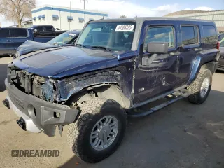 2008 Hummer H3 SUV with VIN 5GTEN13E388166605, listed as a Copart auction lot 44586285 with 69,621 mi miles and Salvage Title. Bid and sale history available at carsss.com. Image 1.