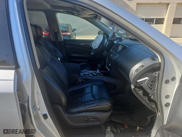2014 Nissan Pathfinder Platinum with VIN 5N1AR2MMXEC631942, listed as a Copart auction lot 43173645 with 144,403 mi miles and Clean Title. Bid and sale history available at carsss.com. Image 5.