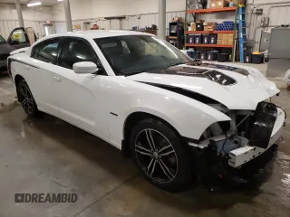 2013 Dodge Charger RT with VIN 2C3CDXDT1DH619789, listed as a Copart auction lot 84792364 with 27,991 mi miles and Salvage Title. Bid and sale history available at carsss.com. Image 4.