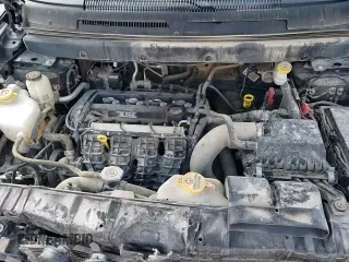 2020 Dodge Journey SE Value with VIN 3C4PDCAB8LT279130, listed as a Copart auction lot 80643005 with 109,035 mi miles and Salvage title. Bid and sale history available at DreamBid. Image 17.